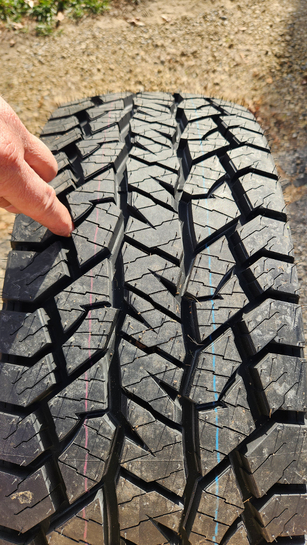 New Tires Tread_small.jpg